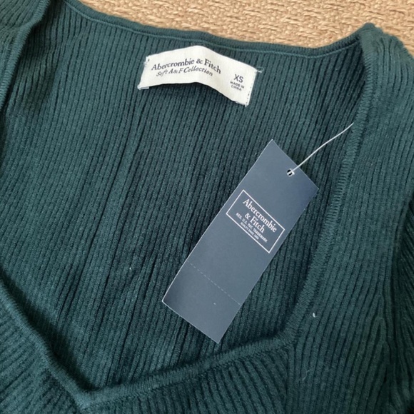 NWT ABERCROMBIE & FITCH knitted sweetheart long sleeve sweater top henley - Picture 2 of 3